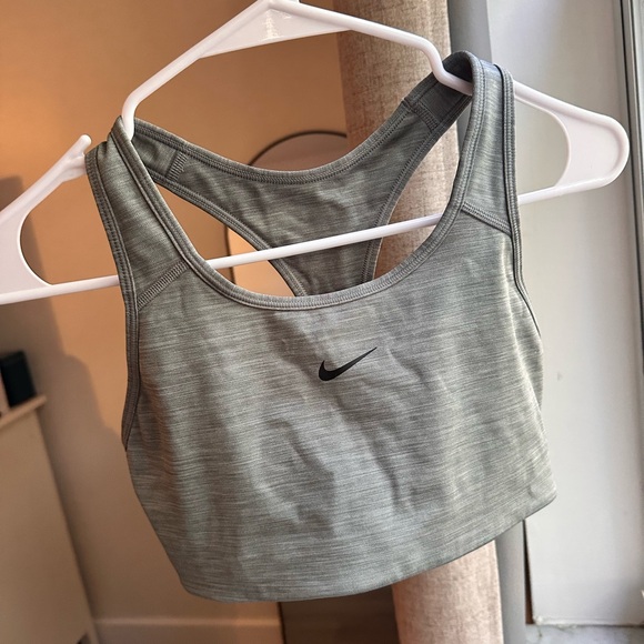 Sports bra - Picture 2 of 2